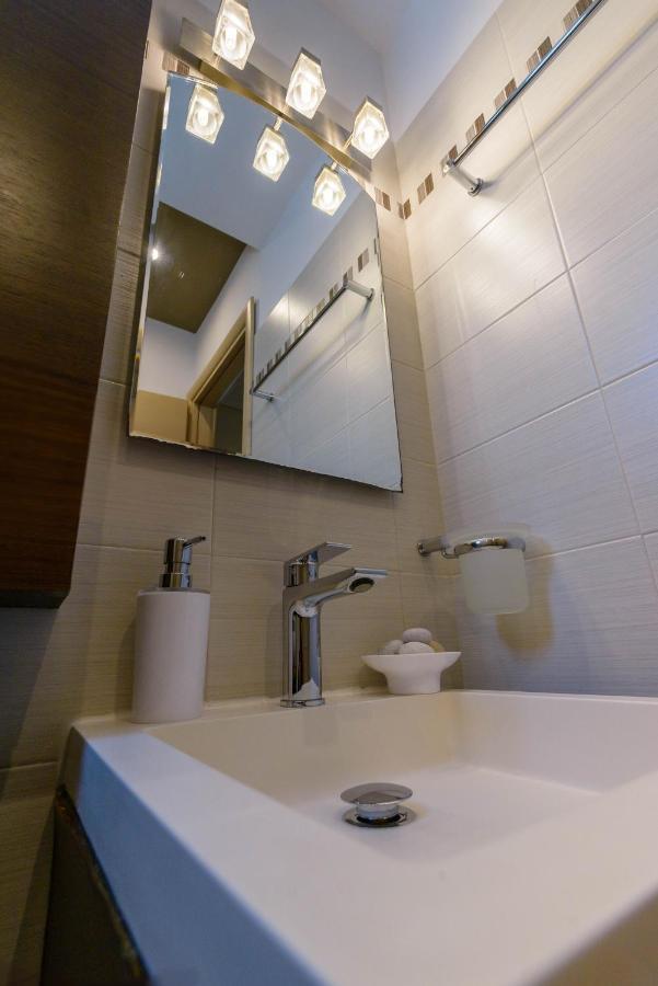 Lemoni Luxury Residence In Front Of The Sea Kechries Exterior photo